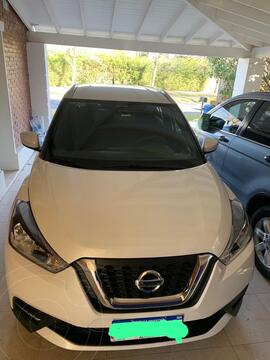 Nissan Kicks Advance CVT usado (2021) color Blanco precio u$s24.000