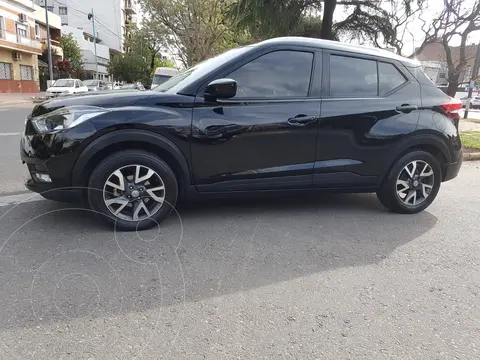 Nissan Kicks Advance usado (2018) color Negro Basalto financiado en cuotas(anticipo $8.900.000)