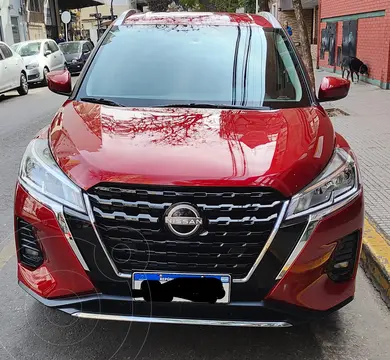 Nissan Kicks Advance usado (2023) color Rojo precio u$s25.000