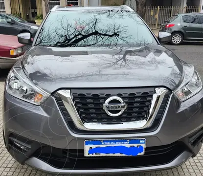 Nissan Kicks Advance CVT Plus usado (2020) color Gris financiado en cuotas(anticipo $3.000.000 cuotas desde $300.000)