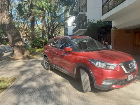 Nissan Kicks Advance CVT usado (2020) color Rojo precio u$s19.500