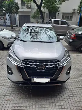 Nissan Kicks Sense usado (2021) color Plata Hielo precio $24.500.000