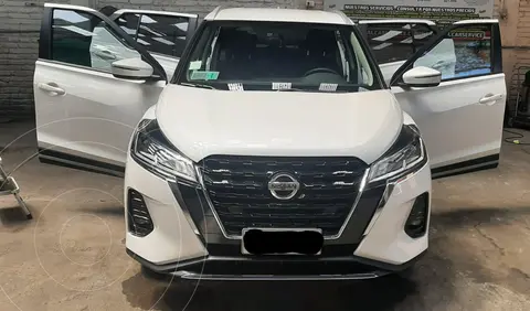 Nissan Kicks 1.6L Advance MT usado (2021) color Blanco Perla precio $17.700.000