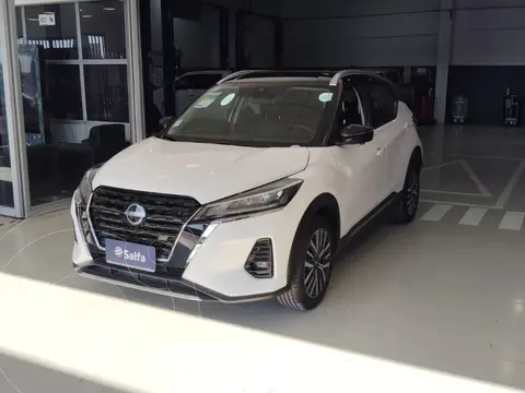 Nissan Kicks 1.6L Exclusive CVT usado (2023) color Blanco precio $17.990.000