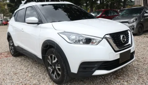 Nissan Kicks Sense usado (2021) color Blanco financiado en cuotas(cuota inicial $10.000.000 cuotas desde $1.680.713)