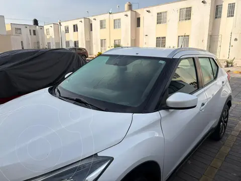 Nissan Kicks Advance Aut usado (2019) color Blanco Perla precio $195,000