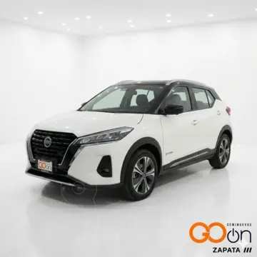 Nissan Kicks e-power PLATINUM usado (2024) color NISXDNBLANCO BITONO precio $410,000