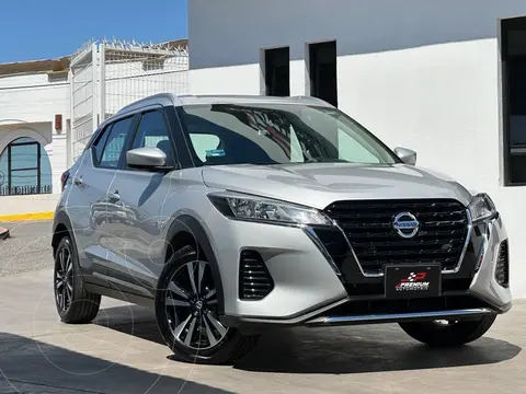 Nissan Kicks Exclusive Aut usado (2021) color Plata precio $358,000