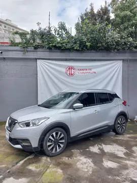 Nissan Kicks Advance Aut usado (2020) color plateado precio $264,900