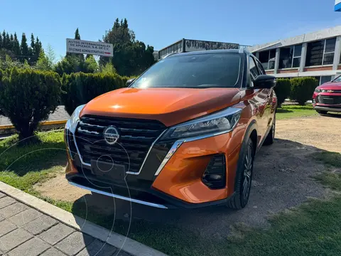 Nissan Kicks Platinum Aut usado (2021) color Naranja financiado en mensualidades(enganche $86,660 mensualidades desde $7,023)