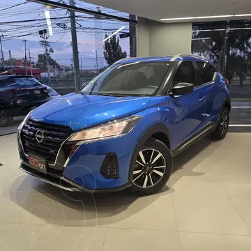 Nissan Kicks Advance usado (2023) color Azul financiado en mensualidades(enganche $88,562 mensualidades desde $6,772)