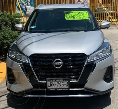 Nissan Kicks Exclusive Aut usado (2023) color Plata precio $395,000