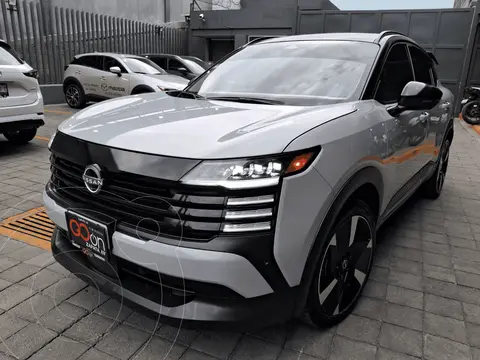 Nissan Kicks Platinum usado (2025) color NIS AZUL ACERO BITONO financiado en mensualidades(enganche $160,775 mensualidades desde $12,294)