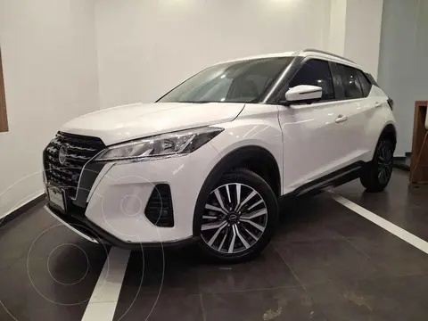 Nissan Kicks Exclusive Aut usado (2023) color Blanco precio $375,000