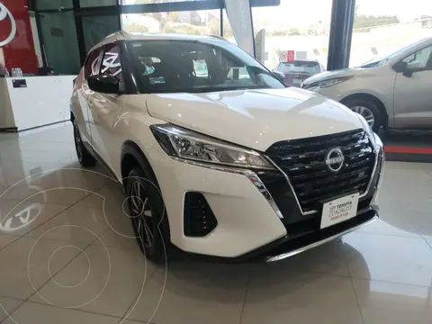 Nissan Kicks Advance usado (2022) color Blanco precio $325,000