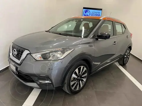 Nissan Kicks Bitono Aut usado (2019) color Gris precio $299,850