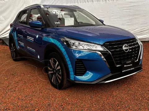 Nissan Kicks Advance usado (2025) color Azul precio $390,000