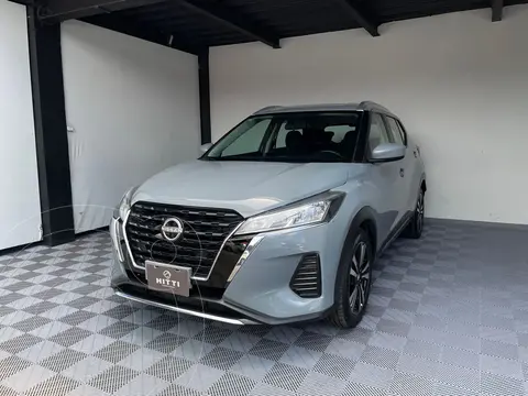 Nissan Kicks Advance usado (2022) color Gris precio $325,000