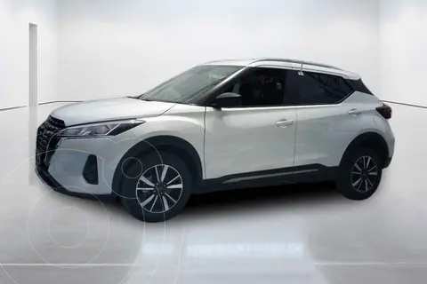 Nissan Kicks Advance usado (2024) color Blanco financiado en mensualidades(enganche $89,789 mensualidades desde $6,954)