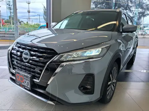Nissan Kicks Platinum Aut usado (2023) color Gris precio $365,000