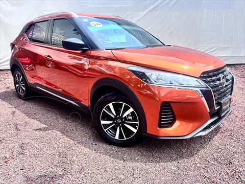 Nissan Kicks Advance usado (2024) color Naranja precio $329,900