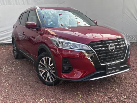foto Nissan Kicks Exclusive Aut usado (2023) color Rojo precio $370,000