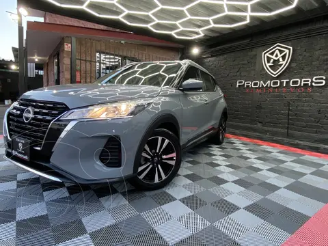 Nissan Kicks Advance Aut usado (2023) color Gris Oxford precio $314,900