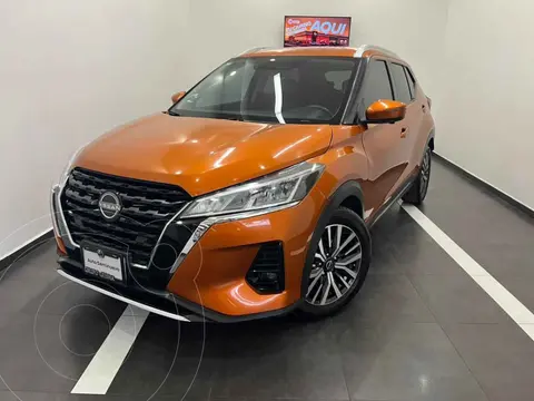 Nissan Kicks Exclusive Aut usado (2022) color Naranja financiado en mensualidades(enganche $70,400 mensualidades desde $6,945)