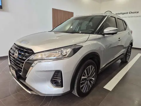 Nissan Kicks Exclusive Aut usado (2022) color Plata precio $385,000