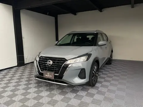 Nissan Kicks Advance usado (2023) color Gris precio $328,000