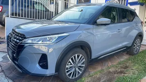 Nissan Kicks Exclusive Aut usado (2023) color Gris Oxford precio $410,000
