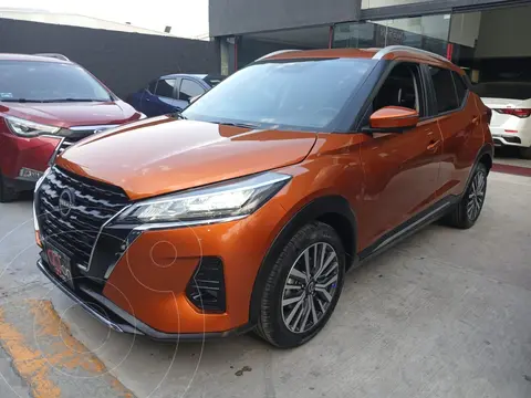 Nissan Kicks Platinum Aut usado (2024) color Naranja precio $440,000