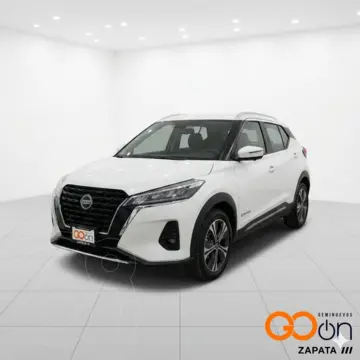 Nissan Kicks e-power PLATINUM usado (2025) color NISQABBLANCO SATINADO precio $460,000
