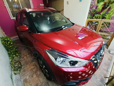 Nissan Kicks Exclusive Aut usado (2018) color Rojo precio $275,600