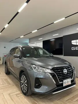 Nissan Kicks Exclusive Aut usado (2023) color Gris Oscuro financiado en mensualidades(enganche $158,798 mensualidades desde $6,681)