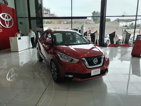 Nissan Kicks Exclusive Aut usado (2018) color Rojo precio $288,000