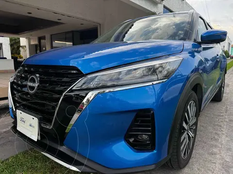 Nissan Kicks Platinum Bi-tono Aut usado (2023) color Azul precio $348,000
