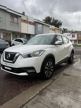 Nissan Kicks Exclusive Aut usado (2017) color Blanco Perla precio $230,000