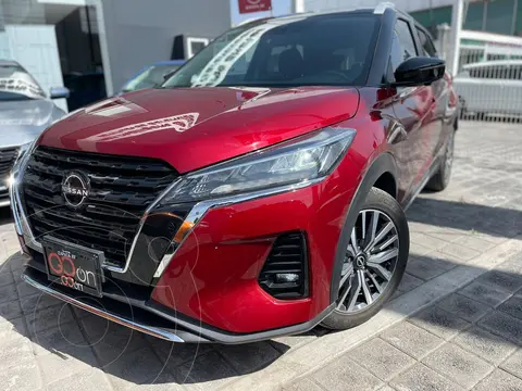 Nissan Kicks Platinum Aut usado (2023) color Rojo financiado en mensualidades(enganche $111,725 mensualidades desde $8,544)