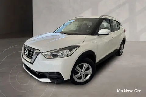 Nissan Kicks Sense usado (2017) color Blanco precio $190,000