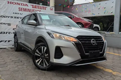 Nissan Kicks Advance Aut usado (2023) color plateado financiado en mensualidades(enganche $131,960 mensualidades desde $5,802)