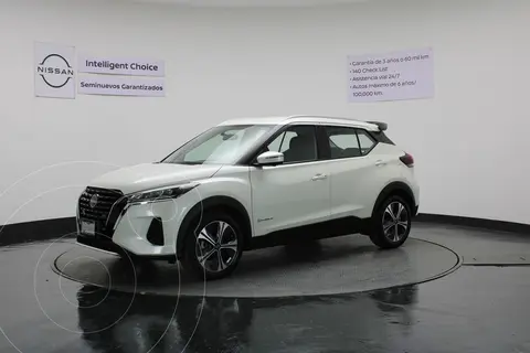 Nissan Kicks Advance Aut usado (2024) color Blanco precio $424,900