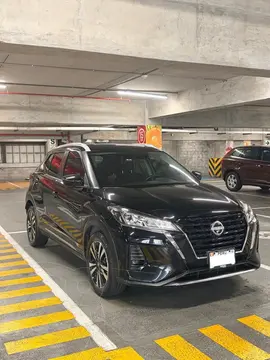 Nissan Kicks  Advance usado (2022) color Negro precio u$s16,500