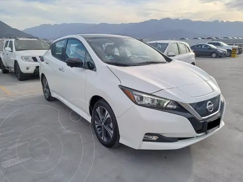 Nissan Leaf SL Bitono usado (2021) color Blanco precio $710,000