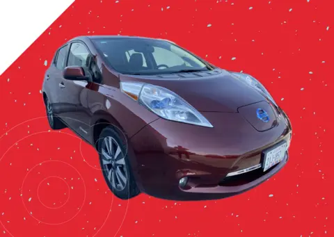 foto Nissan Leaf 30 kW usado (2017) color Rojo precio $340,000