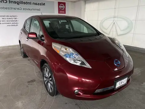 Nissan Leaf 30 kW usado (2017) color Rojo precio $409,800