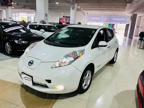 Nissan Leaf 24 kW usado (2017) color Beige precio $329,900