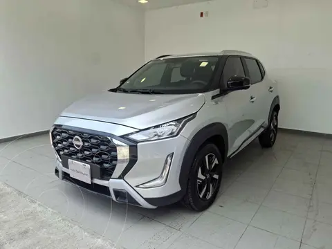Nissan Magnite Advance usado (2025) color Plata precio $329,100