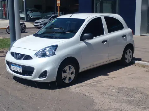 Nissan March MARCH 1.6 ACTIVE PURE DRIVE usado (2017) color Blanco precio $13.900.000