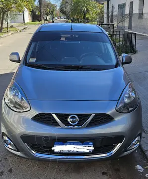 Nissan March Advance Media Tech Aut usado (2017) color Gris Plata  precio $16.000.000